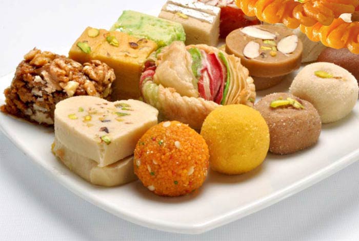 Mixed Indian Sweets  (1Lb)